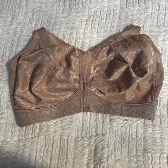 PLAYTEX 18 Hour Comfort-Strap Wireless Bra - Picture 1 of 5